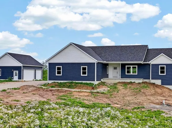 580 Trapp Ln, Hopewell, OH 43746