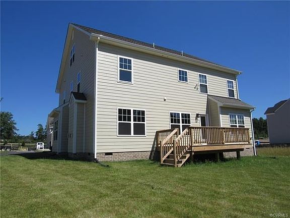 Deck off of family room