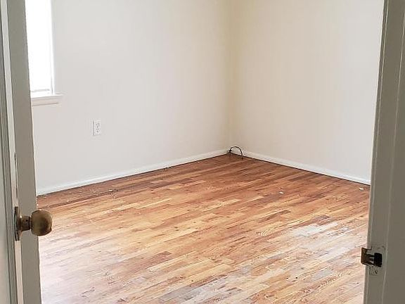 5th image of 575 Linden Dr #575