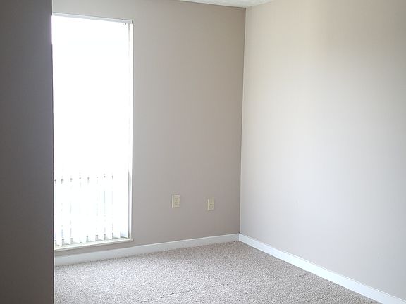 4th image of 5744 Bixbywoods Ct APT A