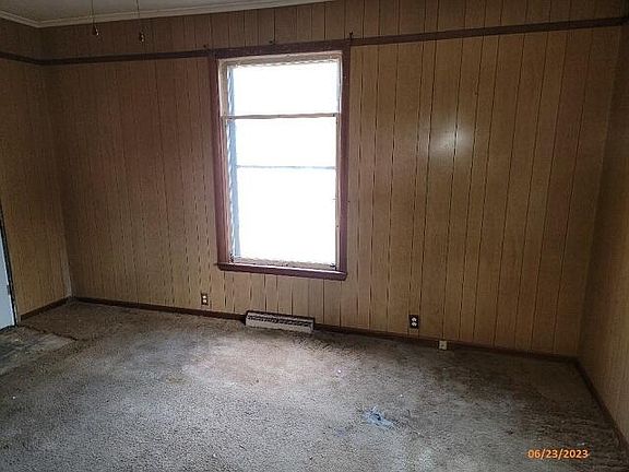5th image of 113 S Orange St