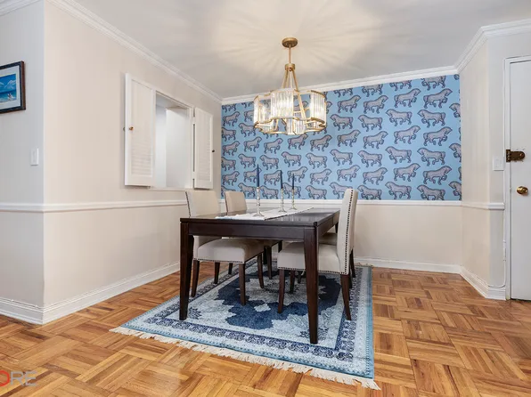 333 East 66th Street image 4 of 16