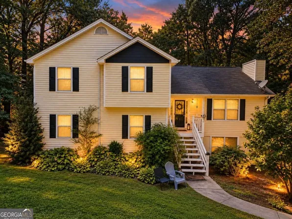 138 Mountain Oaks Dr, Carrollton, GA 30116