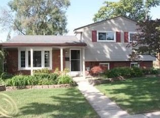 43211 Donley Dr, Sterling Heights, MI 48314