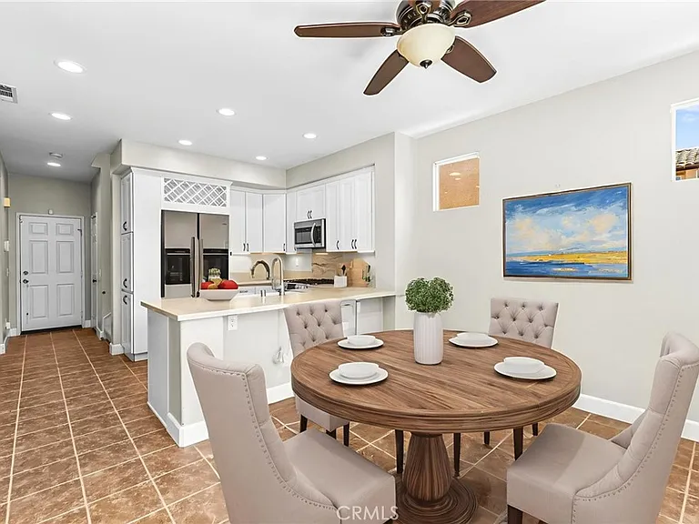 28403 Ravenna St — Photo 11