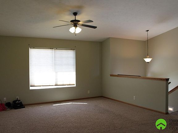 2nd image of 1950 Cynthia Ln