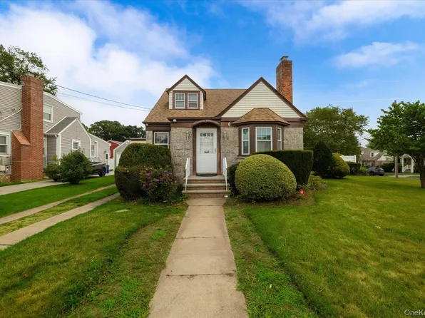 1503 Paul Street, Baldwin, NY 11510