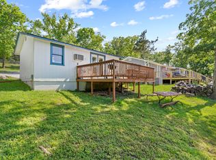 8 Kings Cove Ln, Reeds Spring, MO 65737