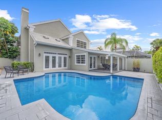 9166 Heathridge Dr, West Palm Beach, FL 33411