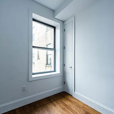 Rented by Nooklyn NYC LLC | media 80