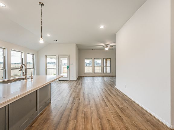 5th image of 2813 Sellers Island Dr
