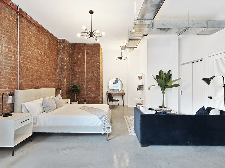 38 Roebling St #3N — Photo 1