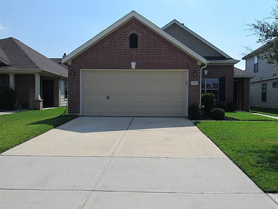 1st image of 7902 Crestbrook Manor Ln