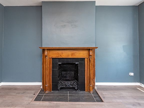5th image of 2308 W Grand Ave #2F