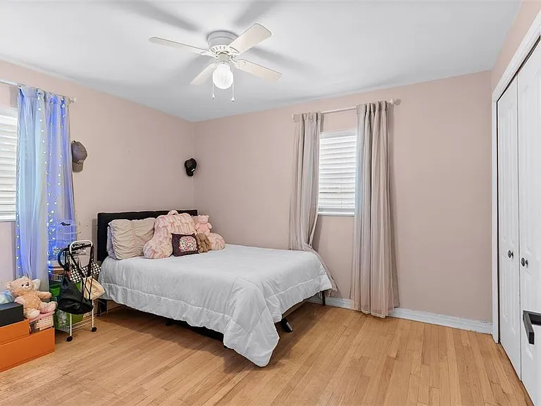 4104 W Knights Ave — Photo 21
