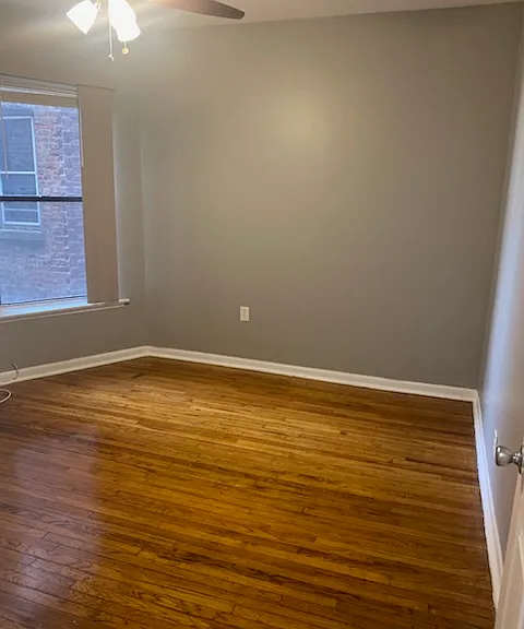 4749 S Langley Ave #2 — Photo 8