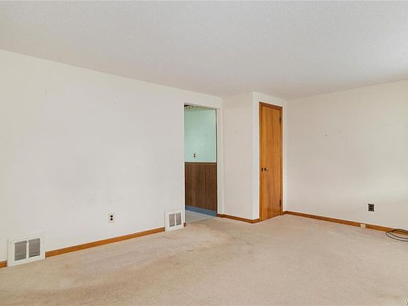 4th image of 4916 Morgan Pkwy