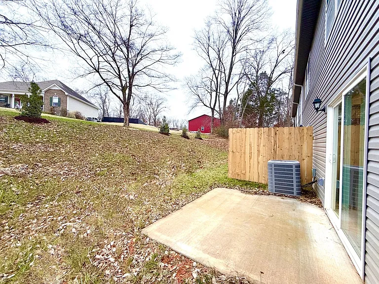 511 Glenstone Springs Dr — Photo 41