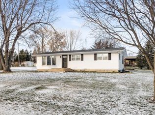 W5038 Cowgill Rd, Rio, WI 53960