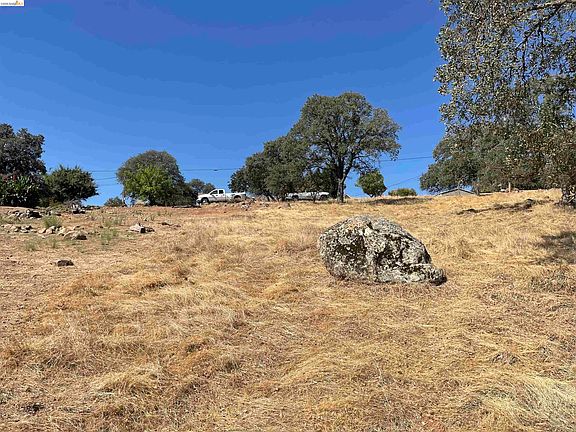 2nd image of 6647 Cane Ln