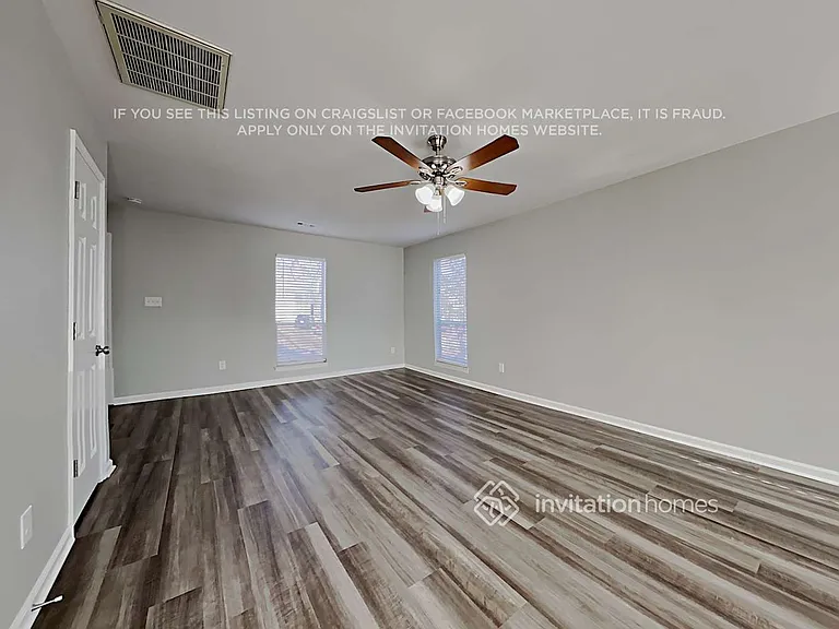 9500 Pondside Ln — Photo 5