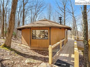 117 Cherrybrook Ln, Banner Elk, NC 28604