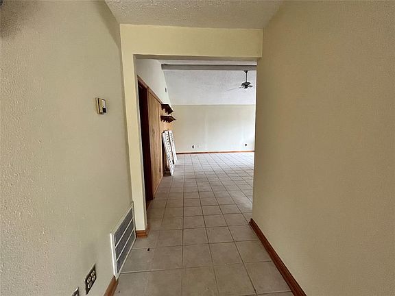 2nd image of 5104 39th St #1