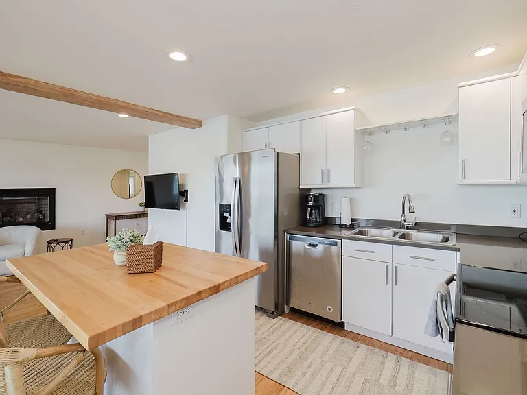5834 Packard Ln NE — Photo 39