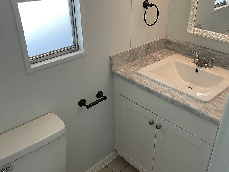 7159 SE Ridgeway Ter — Photo 2
