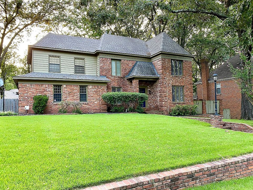 1st image of 2879 Old Elm Ln