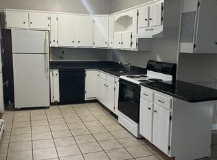 137 Main St #B, Upton, MA 01568