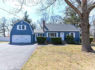 670 Oak St, Franklin, MA 02038