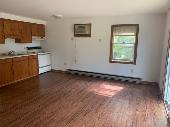 9 Quinebaug Rd #2L