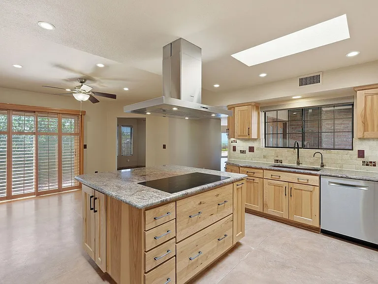 4380 N Camino De Carrillo — Photo 21