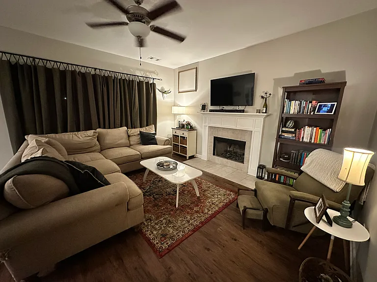 102 Lynn Ct — Photo 12