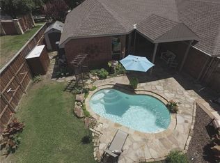 8705 Lexington Dr, Rowlett, TX 75089
