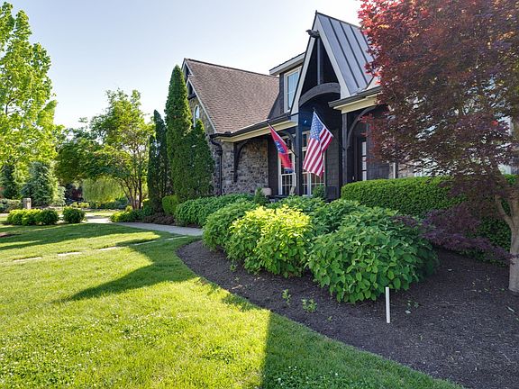2nd image of 3333 Trimble Rd