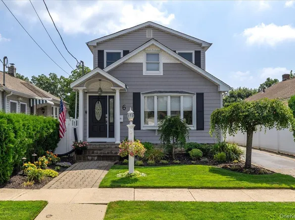6 Wall Street, Farmingdale, NY 11735