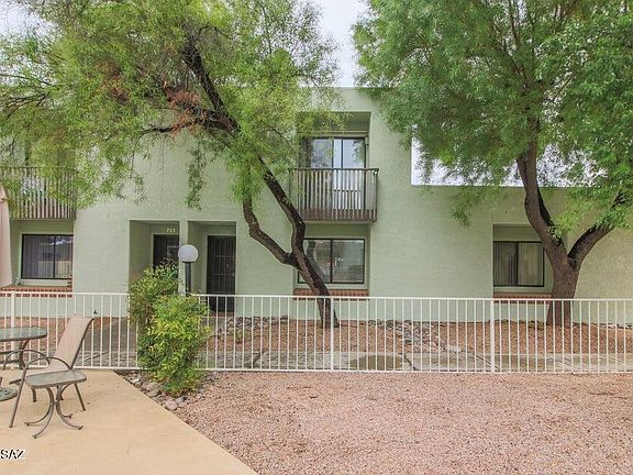 4th image of 7829 N Calle De La Aldea