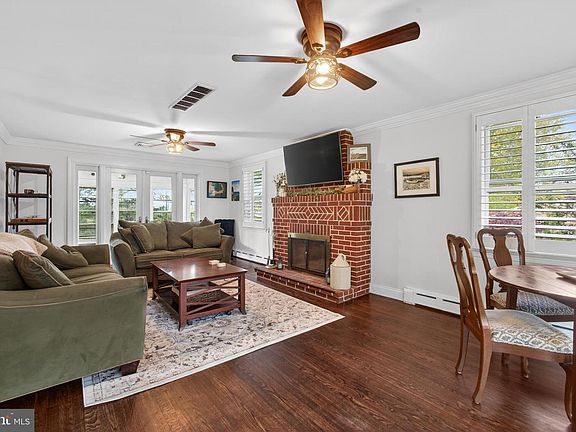 4th image of 1369 Sheep Hill Rd