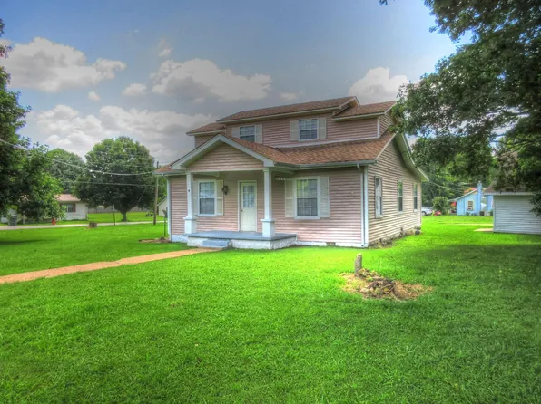 1719 W Trace Creek Rd, Waverly, TN 37185