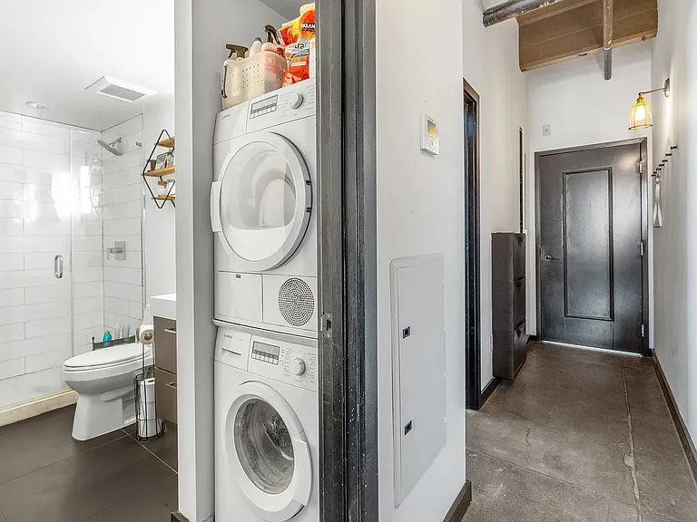 Reach Lofts — Photo 30
