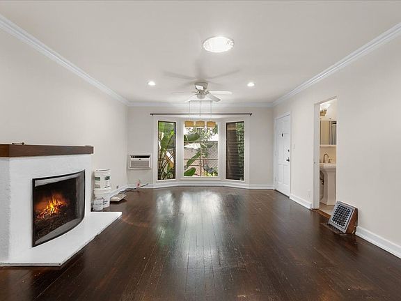 3rd image of 8271-8281 Norton Ave #8277