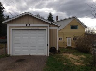 712 E Division St, Ishpeming, MI 49849