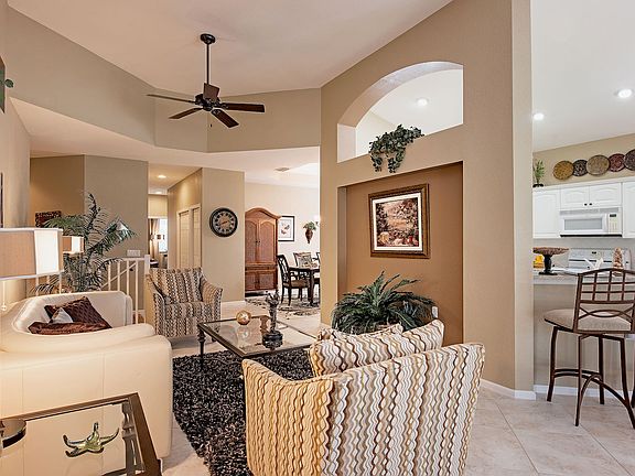 4th image of 10482 Autumn Breeze Dr APT 201