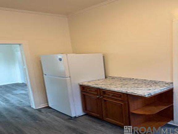 4th image of 8816 Olive St #A-b
