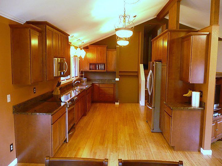 1st image of 13919 72nd Ave E
