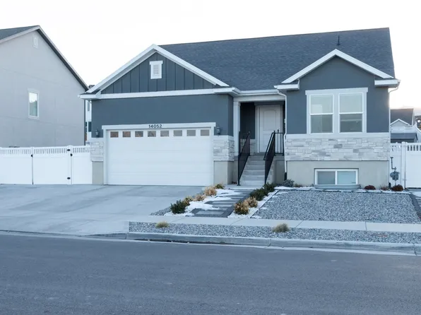 14052 S Watchmen Way #632, Herriman, UT 84096