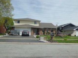 18361 De Jong Ln, Lansing, IL 60438