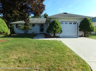 19 Barbados Dr S, Toms River, NJ 08757